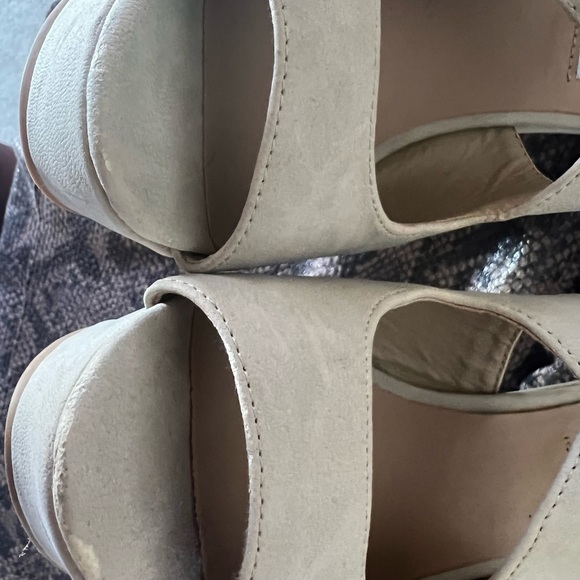 COPY - Steve Madden Xternal Size 6.5 - Picture 11 of 11